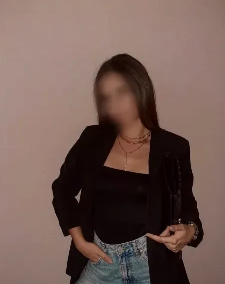 Denise, 35