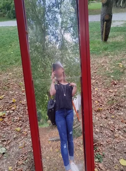 Greta, 27