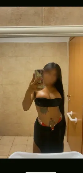 Hanna, 26