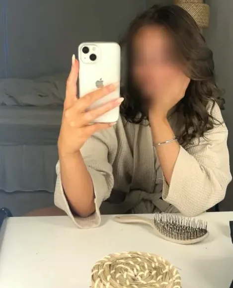 Kathleen, 20
