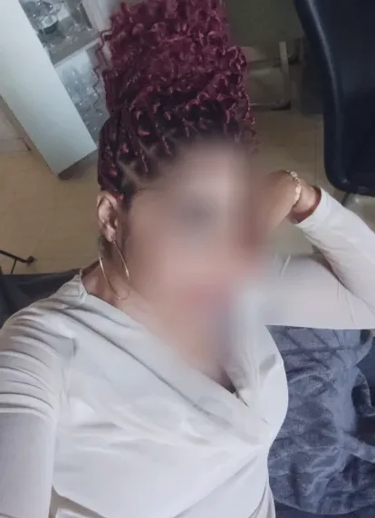 Özlem, 36